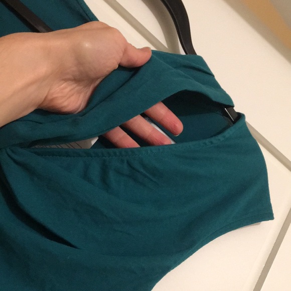 BNWT XS Anthropologie knit asymmetrical cut-out top by Deletta, cotton blend - Picture 4 of 9